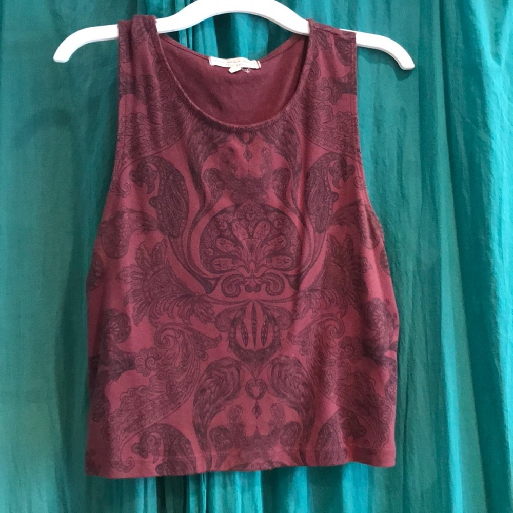 Marroon crop tank
